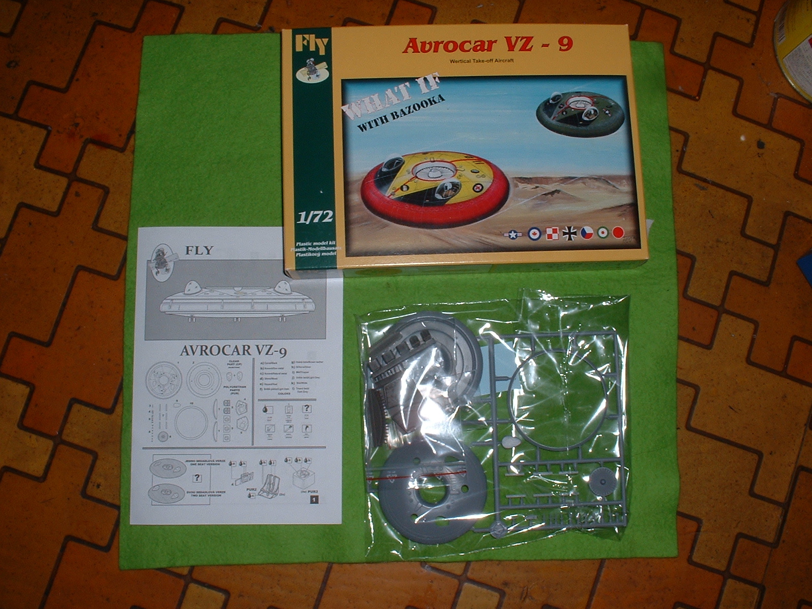 2013年8月4日の散財 72分の1 FLY社 「アブロ(カナダ) VZ-8」 Doburoku-TAO.JPG