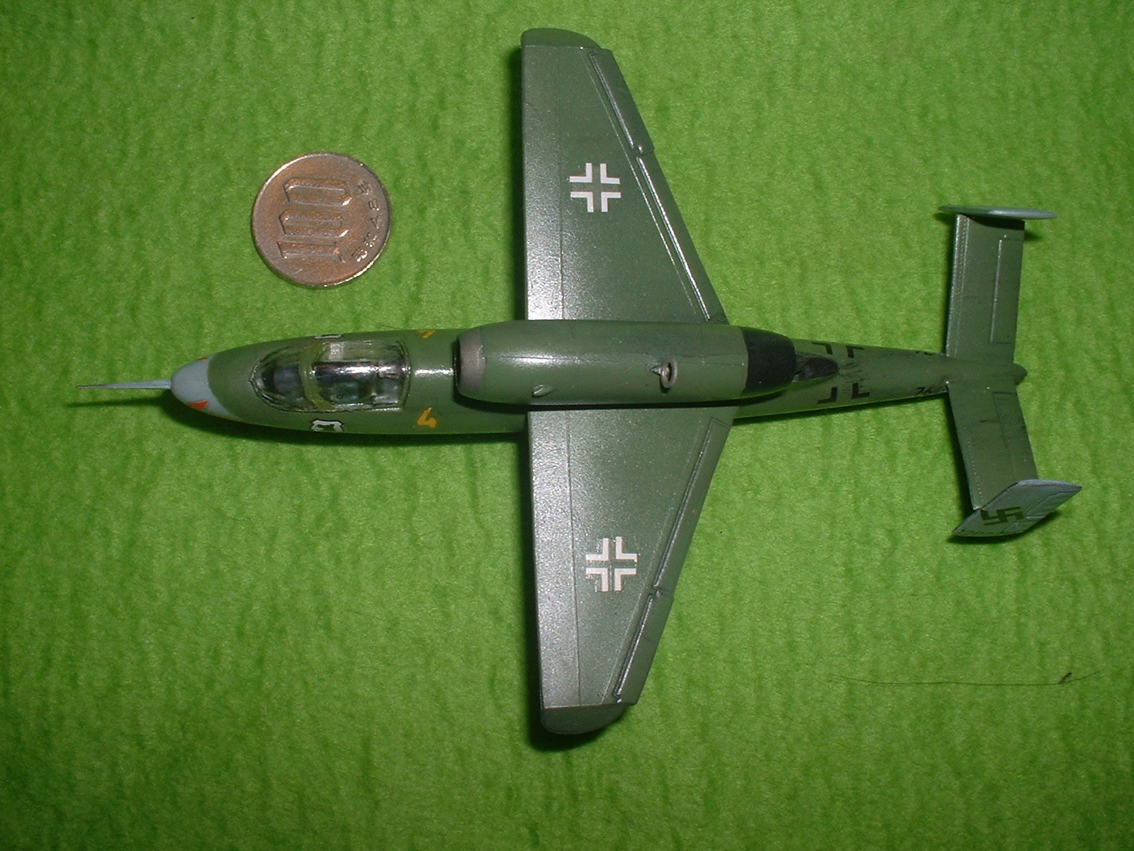 2016年08 月11日完成 リンドバーク72分の1「ハインケル He162 」その2.JPG